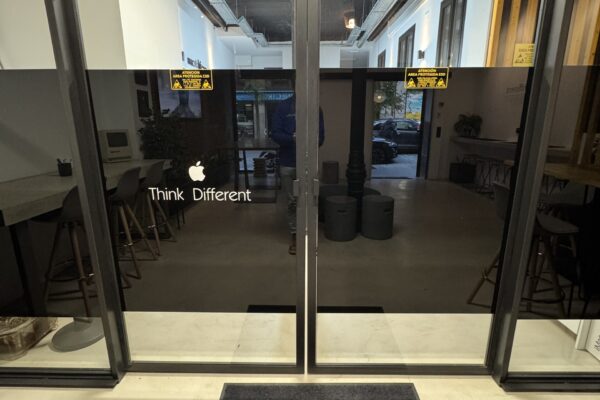 Tienda de reparación autorizada de apple_Macvb_4 Tienda de reparación autorizada de apple_Macvb_4